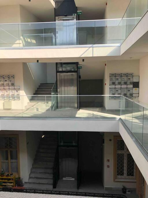 Luxury Cozy 2 Bdr Downtown Apt.6 Budapeste Exterior foto