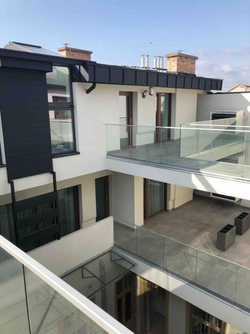 Luxury Cozy 2 Bdr Downtown Apt.6 Budapeste Exterior foto